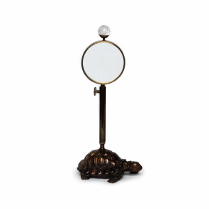 Medium Magnifer in Brass 