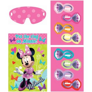Minnie Mouse Party Collection Game  put the ring on Minnie For 2 to 8 Players